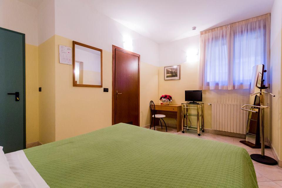 Hotel Fattori Болонья Екстер'єр фото