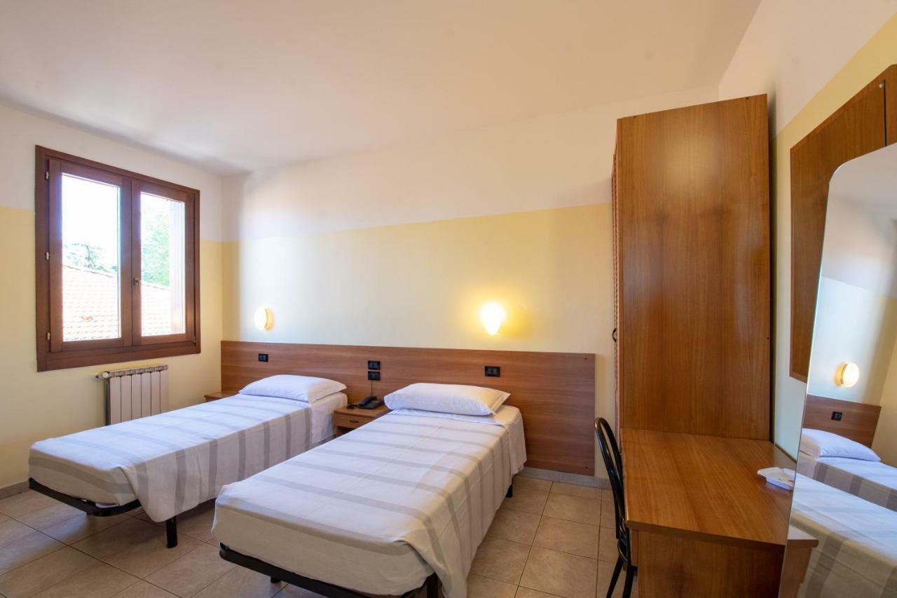 Hotel Fattori Болонья Екстер'єр фото